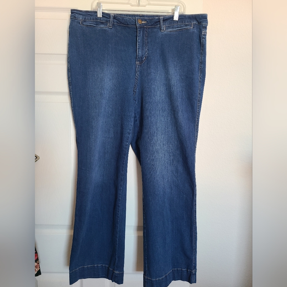 Belle by Kim Gravel Blue Straight Leg Jeans